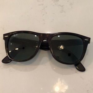 RayBan original wayfarer sunglasses